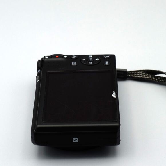 Nikon Coolpix s7000 Digital Camera - Picture 4 of 8